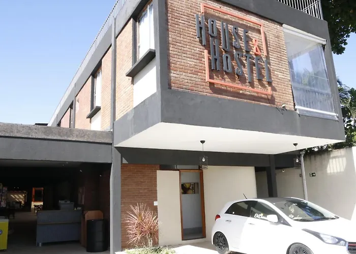 House Hostel Guaruja